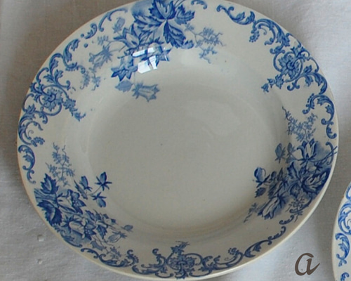 フランスアンティークプレート サンタマン St Amand Campanule 深皿