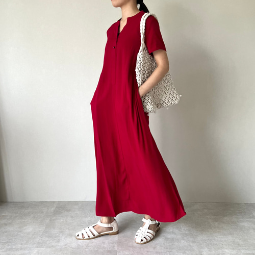 新色】送0.テロンと1枚で着れる 冷感夏生地の半袖ワンピース 細見え