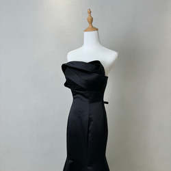 売れ人気商品！黒い　立体的なドレス　チューブトップ　ウェディングドレス　上質なドレス　サテン　花嫁パーティードレス前撮り 3枚目の画像