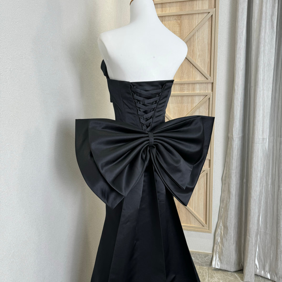 売れ人気商品！黒い　立体的なドレス　チューブトップ　ウェディングドレス　上質なドレス　サテン　花嫁パーティードレス前撮り 11枚目の画像