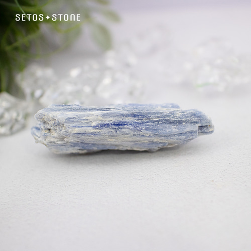 カイヤナイト原石【天然石】（カヤナイト 藍晶石 kyanite）24.7g