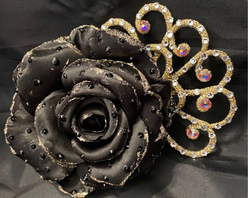 美品 FIRST レザーベスト ライダース コンチョ 花柄 バラ 装飾 黒 ジレ Amazon.co.jp: モチーフ 薔薇 モチーフレース 黒 花 レオタード