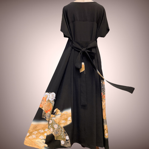 ★565着物リメイク…黒留袖からワンピース ☆565着物リメイク…黒留袖からワンピース