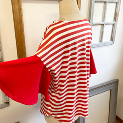 フレア袖が可愛い❤️ラメ入りボーダー柄フレア袖のトップス　赤（サイズフリー L〜 L L） 10枚目の画像