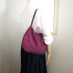 綾織リネンのギャザリングバッグ 5枚目の画像