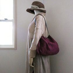 綾織リネンのギャザリングバッグ 1枚目の画像