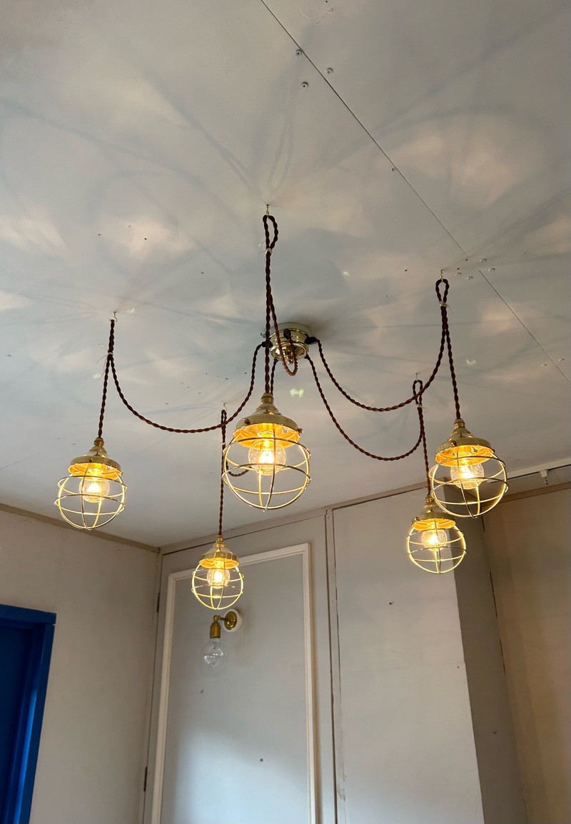 5 direction wire guard chandelier ワイヤーガードランプ5灯シャンデリア NIS-48