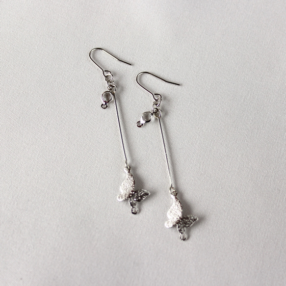 シルバーバタフライ A-003 ピアス（その他） riri 通販 17598211