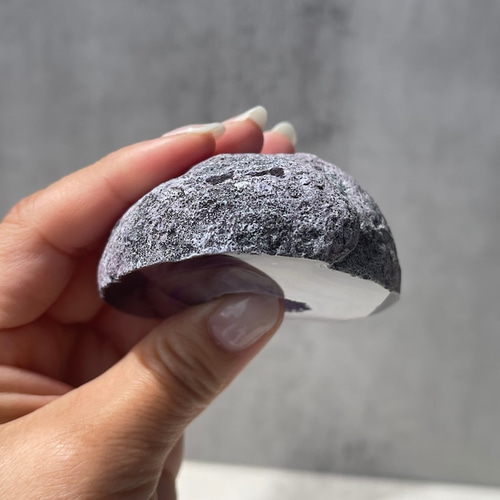 染め瑪瑙⑦》ブラジル産【アゲートジオード（パープル）】カットベース