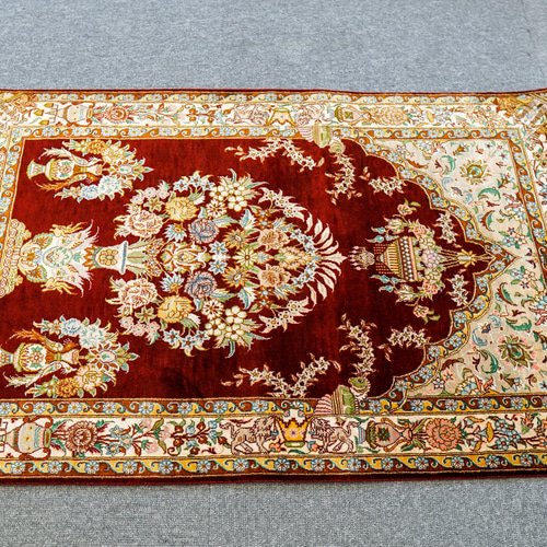 91×58cm 【ペルシャ絨毯 クム産 モサウィ房 シルク 100% 】証明 91×58cm 【ペルシャ絨毯 クム産 モサウィ房 シルク 100% 】証明