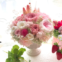 新作希少なプリザーブドフラワーのチューリップ 大輪バラ ピンクパステルアレンジ 母の日ギフト 誕生日 結婚新築開店祝い 3枚目の画像