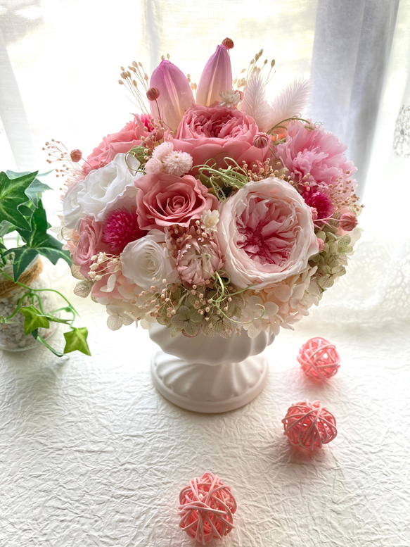 新作希少なプリザーブドフラワーのチューリップ 大輪バラ ピンクパステルアレンジ 母の日ギフト 誕生日 結婚新築開店祝い 16枚目の画像