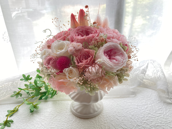 新作希少なプリザーブドフラワーのチューリップ 大輪バラ ピンクパステルアレンジ 母の日ギフト 誕生日 結婚新築開店祝い 4枚目の画像