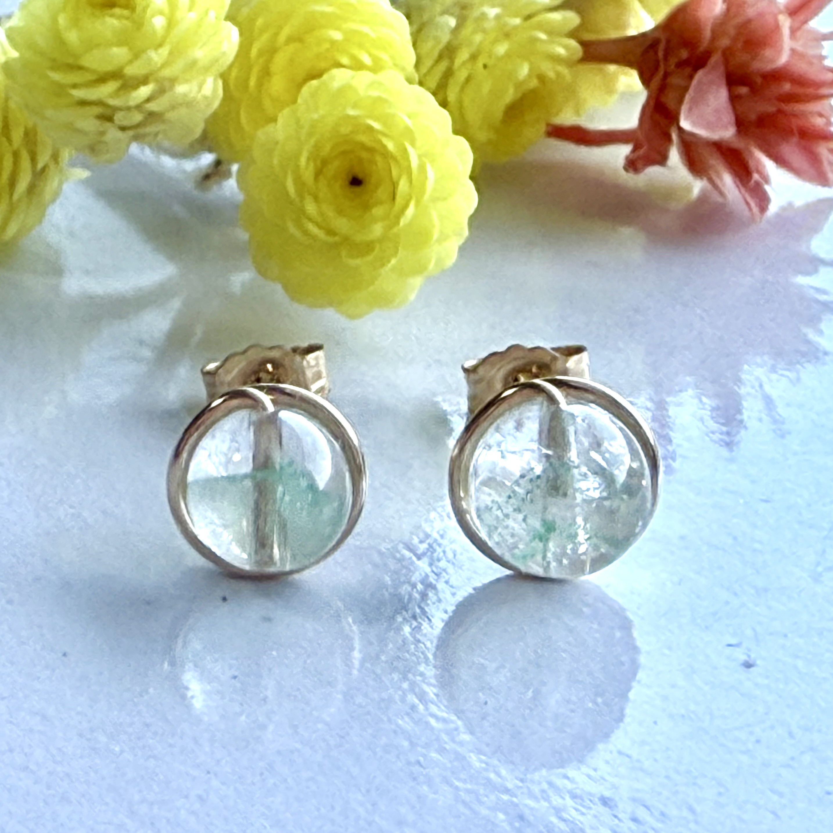 グリーンファントム クォーツ 1粒ピアス　14kgf　希少石