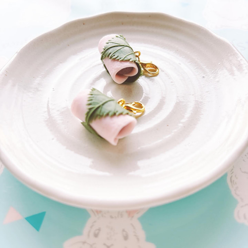 長明寺桜餅の和菓子チャーム フェイクスイーツ 練り切り 樹脂粘土