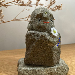 お地蔵様『雛菊』石の彫刻 7枚目の画像