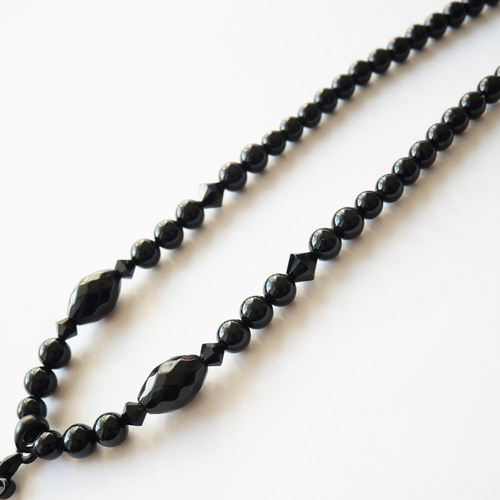 ブラック クリスタル 十字架 クロス 黒玉 ネックレス ネックレス