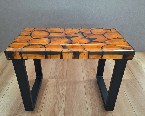 ローテーブル  レジンテーブル　サイドテーブル　折りたたみテーブル　輪切り レジンローテーブル 輪切り 青森ヒバ ローテーブル・リビングテーブル