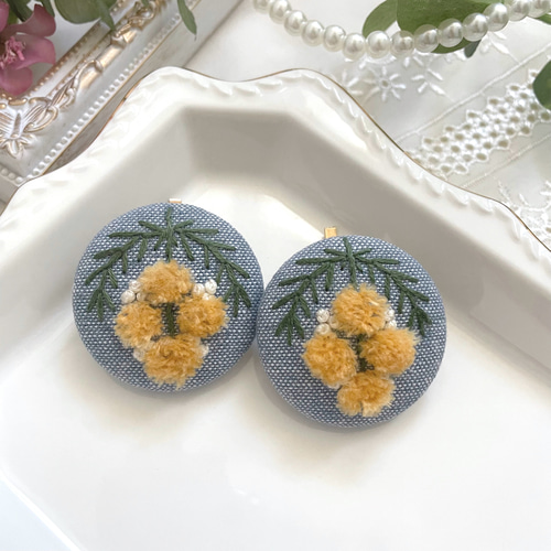 刺繍ポニーフック［ミモザ］ヘアカフ ふさふさミモザ 「春の誕生花2025