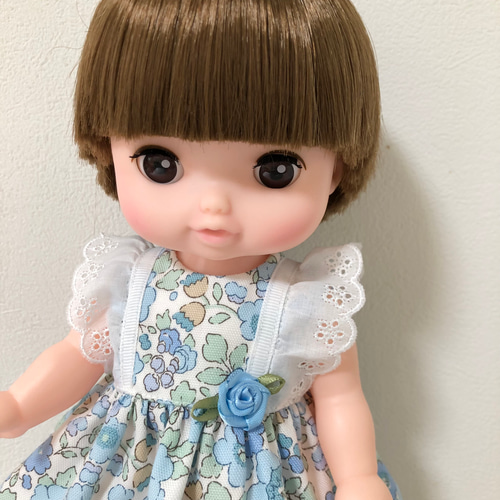 リバティオックス生地のワンピースブルー☆ 26cmドール服 ソランちゃん