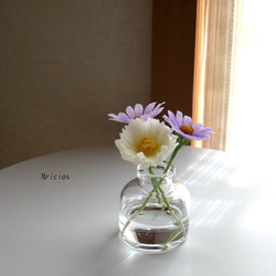 小花を飾りたい♪✿クレイフラワー デイジー　マジカルウォーター NO.MWT8-H7A 1枚目の画像