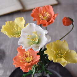 ◆粘土のお花◆　ポピー　イエロー＆ホワイト＆オレンジ　　S985 4枚目の画像