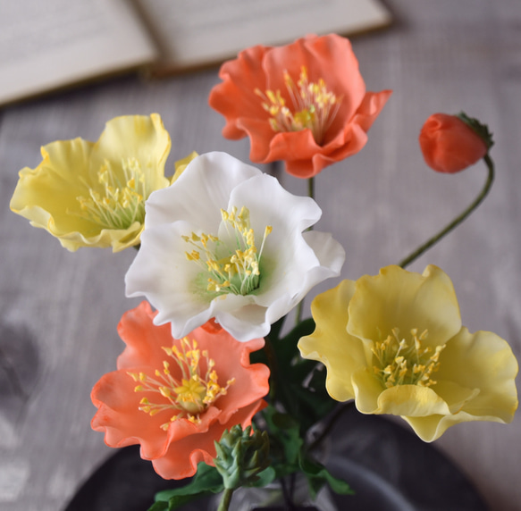 ◆粘土のお花◆　ポピー　イエロー＆ホワイト＆オレンジ　　S985 4枚目の画像