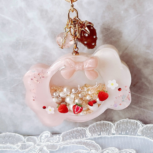 シェイカーキーホルダー★いちごなバック♥シャカシャカキーホルダー いちごチョコ メルティチョコレートボックス◇シャカシャカ