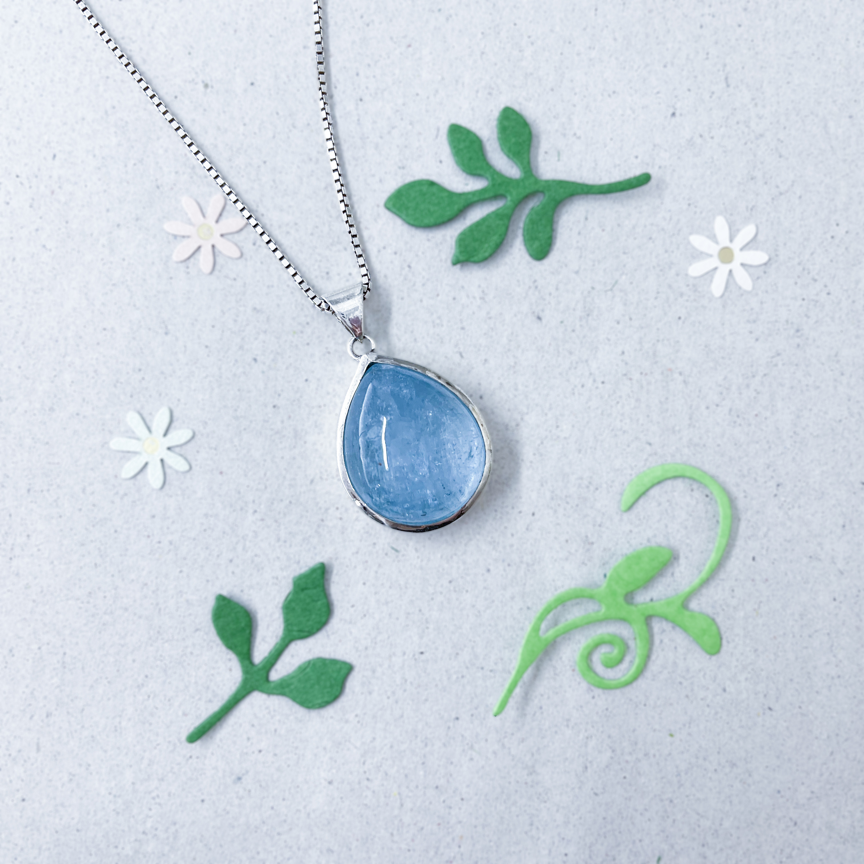 ::スルー・ザ・ブルー・スカイ::サファイア925スターリングシルバーネックレス(修理対応店舗)