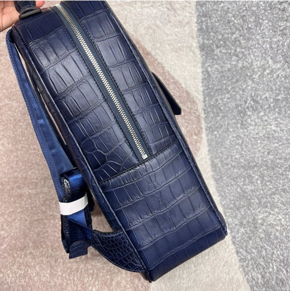 ワニ革 鞄 リュックサック バックパック デイパック メンズバッグ 旅行バッグ クロコダイルレザー 大容量 男女兼用 7枚目の画像