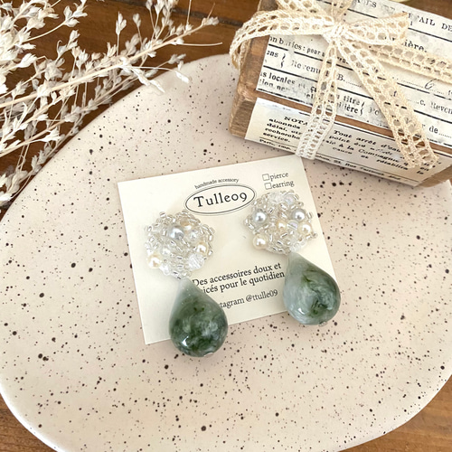 ぽってり雫ビーズ刺繍ピアス♡イヤリング ピアス（スタッド・一粒 