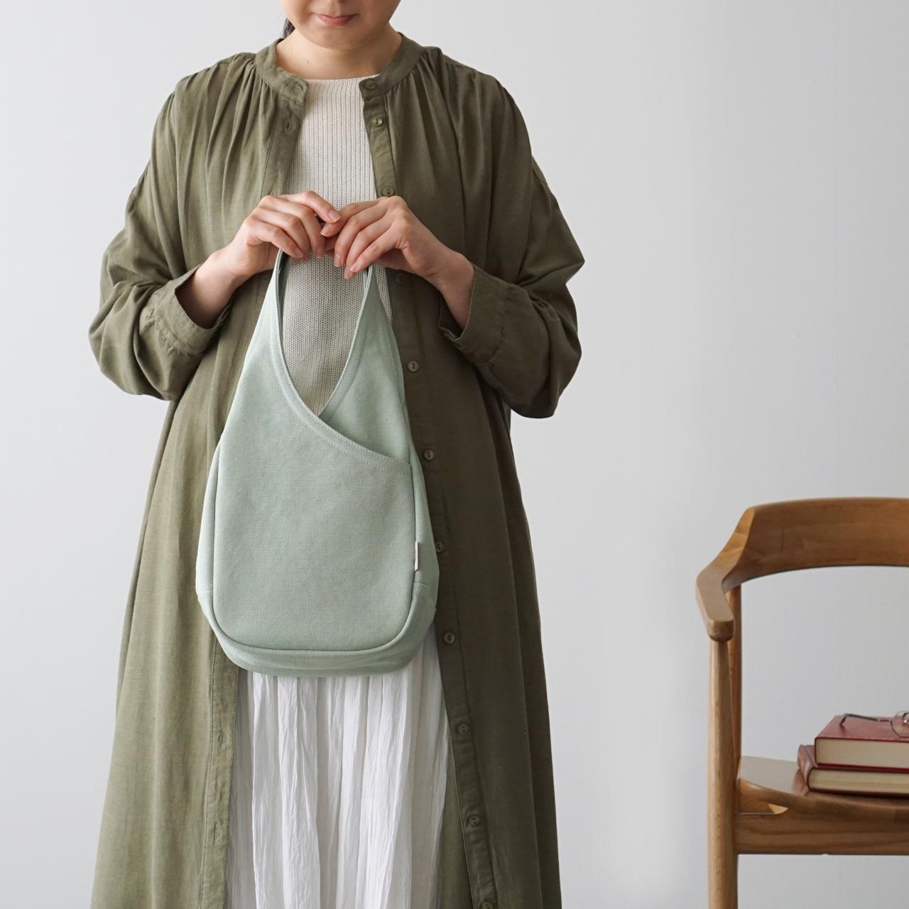 ドロップ (S) / ペールグリーン 【受注制作】 Trocco 帆布バッグ