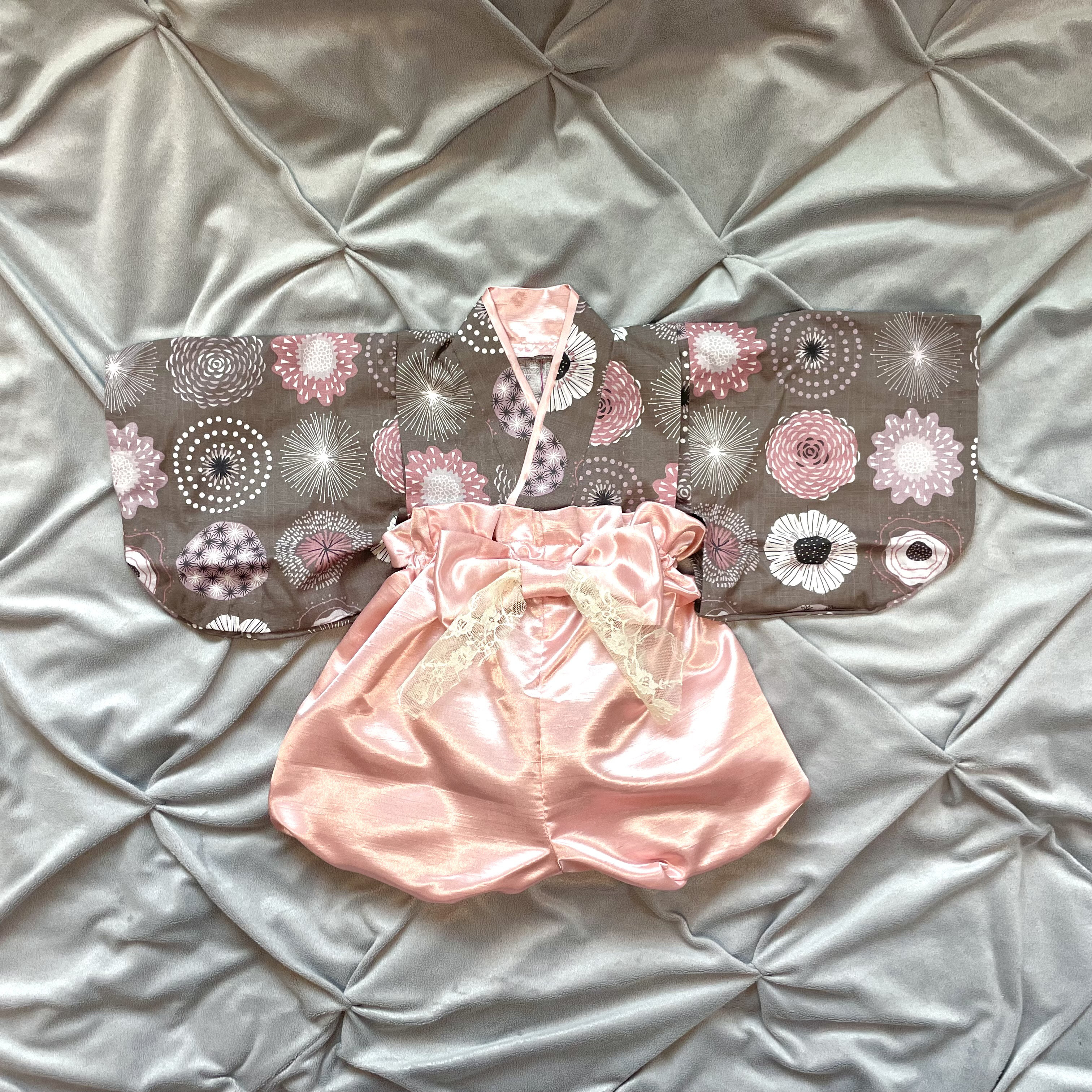 ベビー袴　桃鞠レース