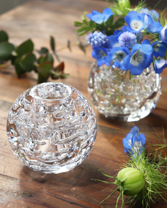 『ひかりの一輪挿し』スウェーデンクリスタルガラス 透明感 上品 祈り メモリアル仏具 仏壇 2枚目の画像