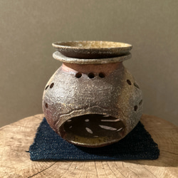 【再販】焼き締めの茶香炉　受け皿2枚付き　(アロマポット) 6枚目の画像