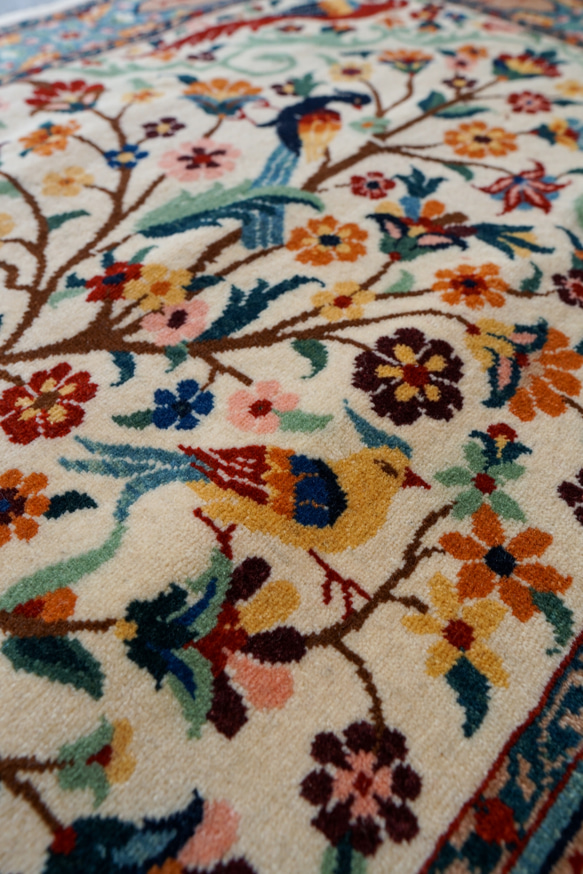 130×85cm　【ペルシャ バラミン産 手織り絨毯】 ペルシャ バラミン産 手織り絨毯