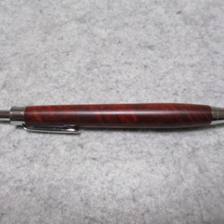 本花梨瘤　黒小豆杢　キヌカオイル仕上げ　木軸ボールペン(シャープペンシル)　 2枚目の画像