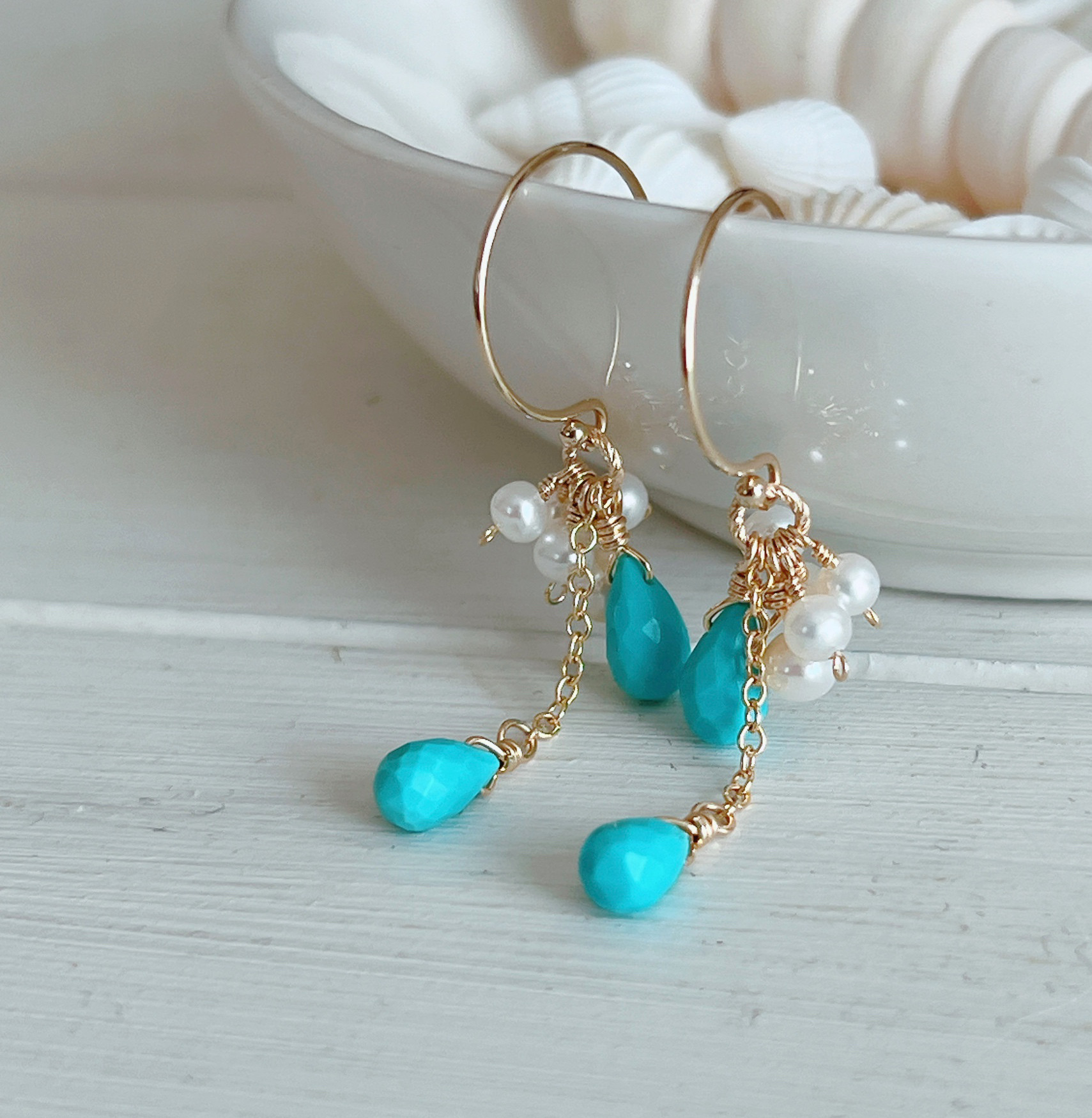 スリーピングビューティーターコイズのピアス　14kgfワイヤーラップ スリーピングビューティーターコイズのピアス 14kgfワイヤー