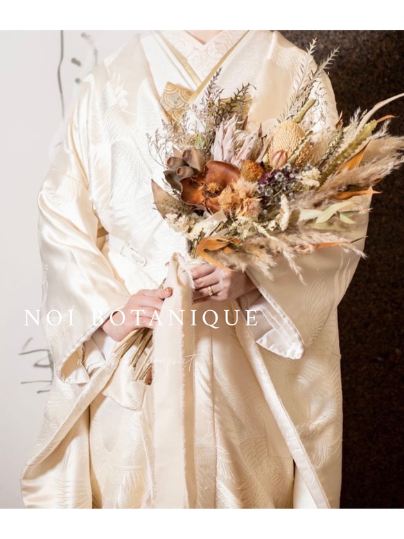 結婚式、前撮り用　造花ブーケ Amazon｜「長持ち結婚式ブーケ ブートニアセット」40～43×30～33cm