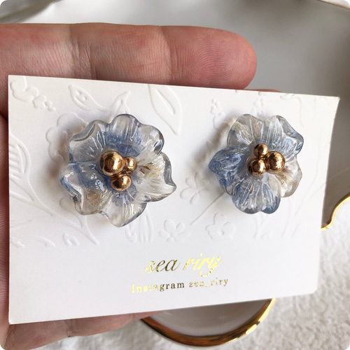 seariry no.606 デルフィニウムとかすみ草のフラワーピアス ドライ 