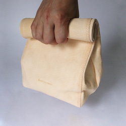 ペーパーバッグ M クラッチバッグ 豚革 レザー ヌメ革 本革 日々を刻む日記帳 nfl hnd Creema店 10枚目の画像