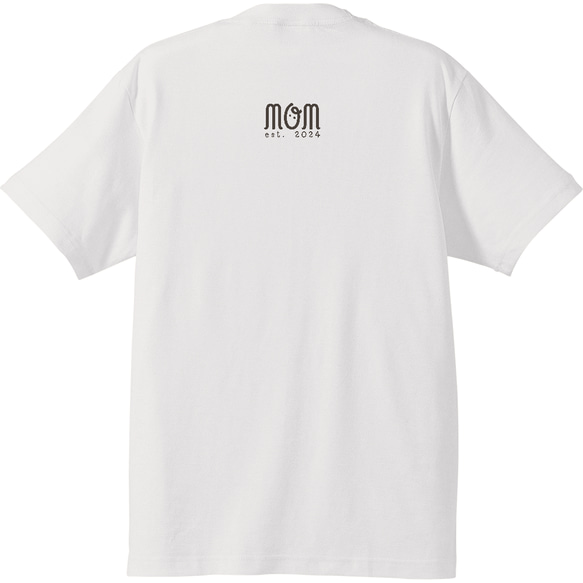 【MOM est. 2025〜1980】ママ • おかあさんのTシャツ　ホワイト　qasr el asulオリジナル 4枚目の画像