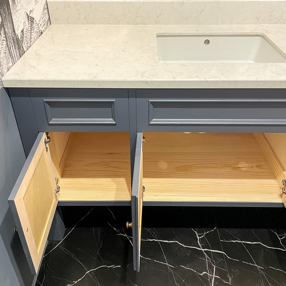 店舗向けおしゃれな洗面化粧台 輸入住宅向けかわいい洗面台 オーダーメイド家具 人工大理石フィオレストーン KOHLER 