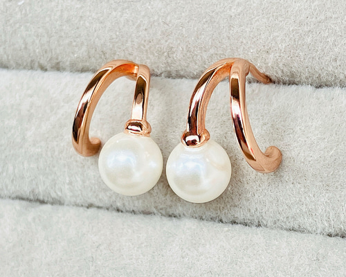 組み合わせ無限大！1つ売りフープピアス パール パヴェPRECIEUX PANDORA ピアス パール ＆ パヴェ フープ レディース : ZOZOTOWN