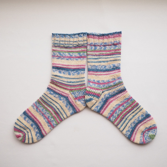 手編みの靴下（Opal schafpate） 2枚目の画像