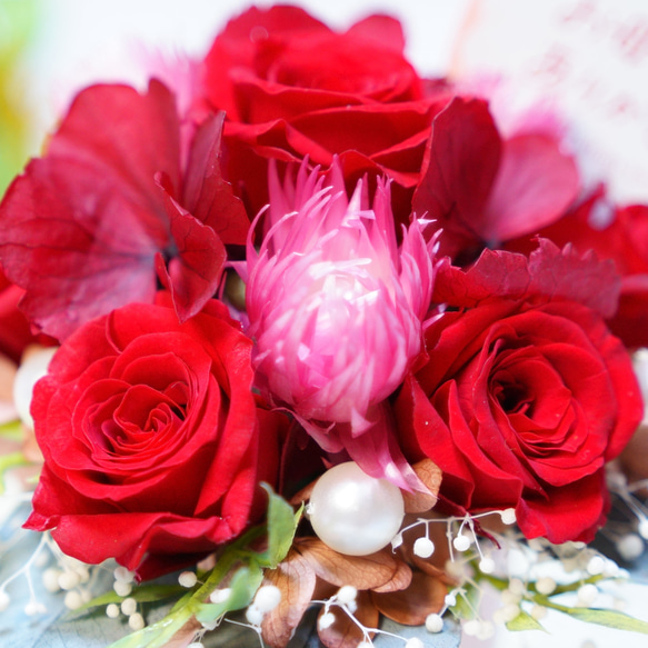 小さなギフトアレンジメント【ミニローズ】　プリザーブドフラワー　プレゼント　赤色バラ　可愛い 5枚目の画像