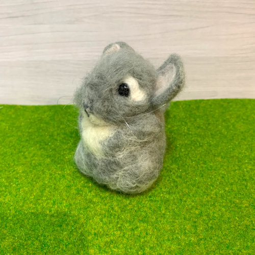 優しい眼差しのチンチラぬいぐるみ 羊毛フェルト一点物 羊毛フェルト