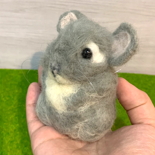 優しい眼差しのチンチラぬいぐるみ 羊毛フェルト一点物 羊毛フェルト
