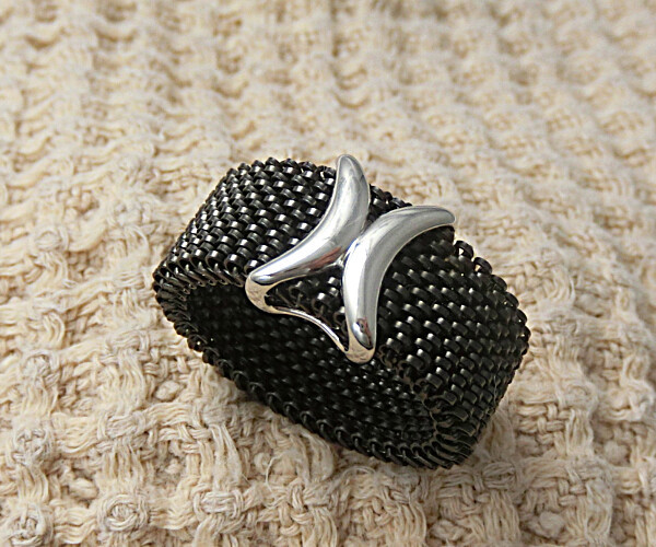 【復刻版】1960年代に流行したミラネーゼ・メッシュリング     ◎ゲルマ・チャーム付き