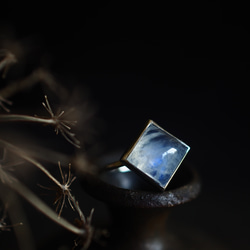 white  labradorite silver ring (uyo) 1枚目の画像